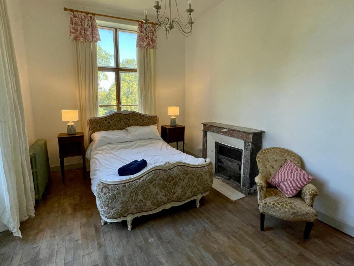 Beautiful 6 Bedroom House With Pool & Large Garden Le Pêchereau Eksteriør billede