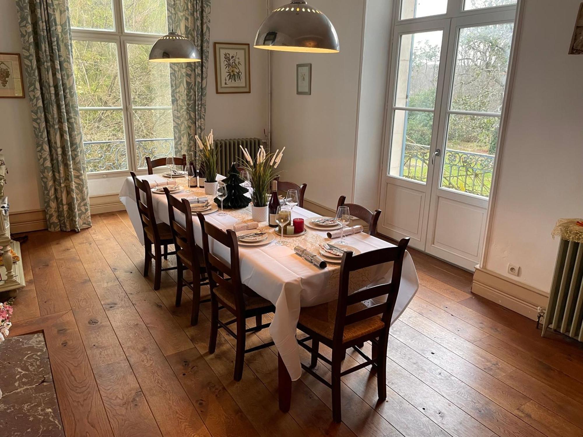 Beautiful 6 Bedroom House With Pool & Large Garden Le Pêchereau Eksteriør billede